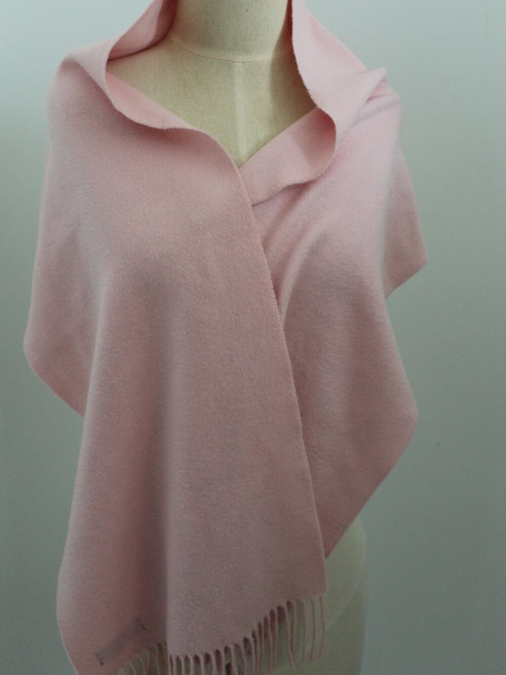 Burberry 100% Cashmere Fringe Trim Scarf Pink Scarf